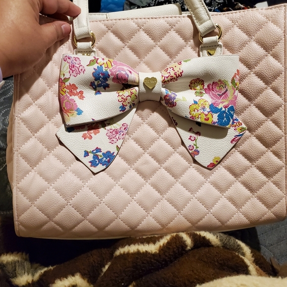 Betsey Johnson purse wallet and makeup bag - Picture 3 of 5